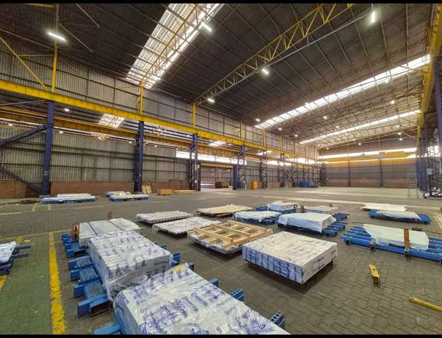 3,240M² FACTORY TO LET IN ROODEKOP